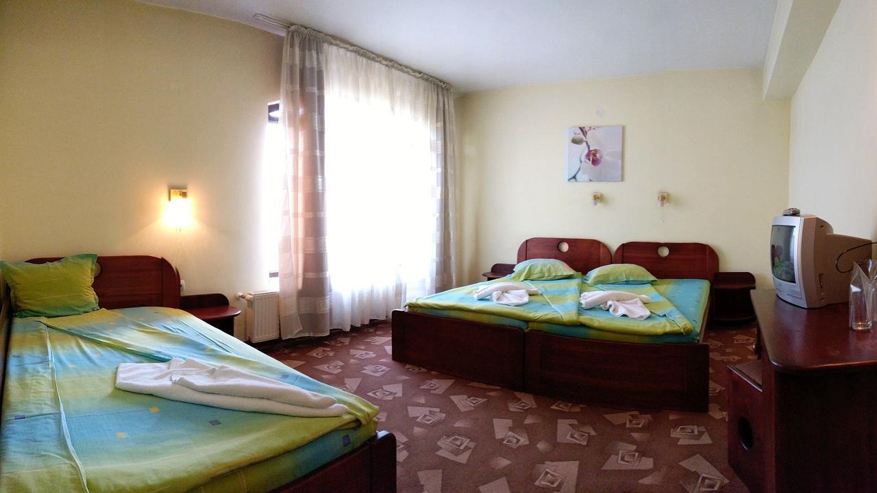 Family Hotel IV Velingrad Bilik gambar