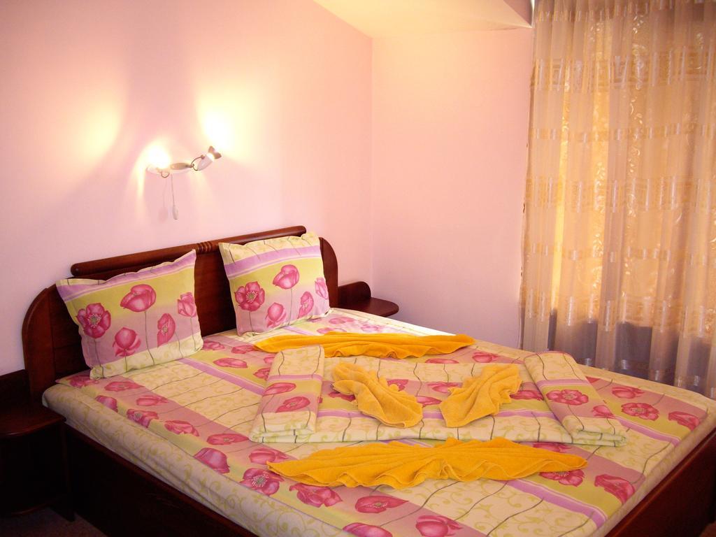 Family Hotel IV Velingrad Bilik gambar